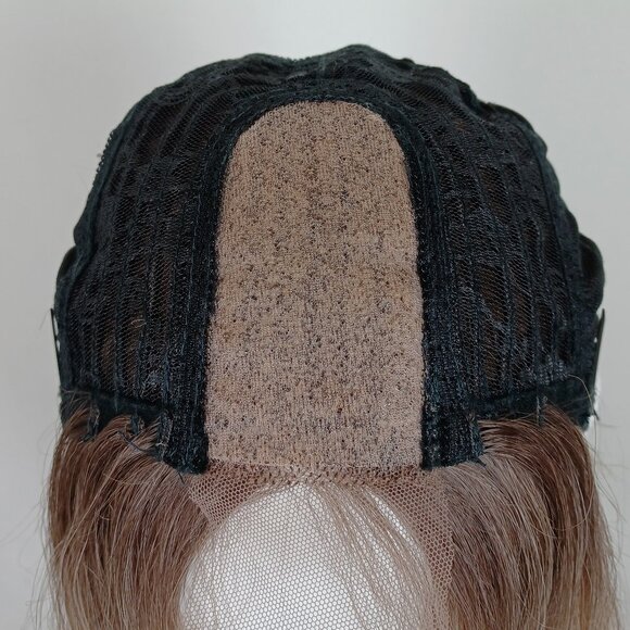 Dirty Blonde Shadow Roots Lace Front Long Wavy Wig - Picture 7 of 12